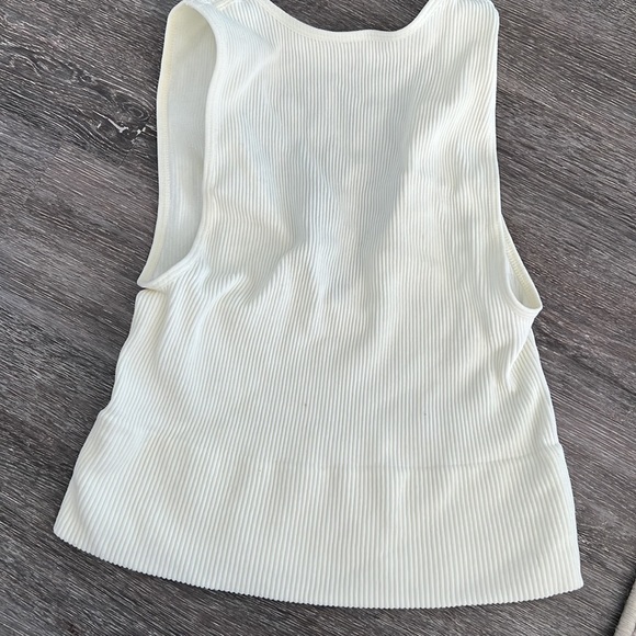 Seamless Tank in Cream - Picture 2 of 2